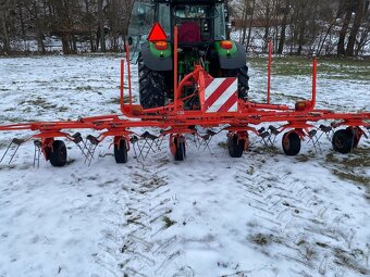 Obraceč sena Kuhn GF 5902 2010 - 3