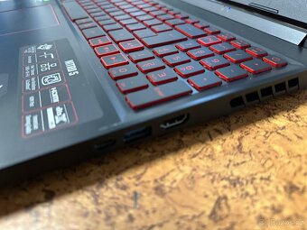 Herní notebook ACER Nitro 5,i5/24GB RAM/512GB SSD,GTX1650 - 3