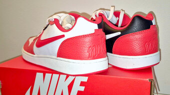 VÝPRODEJ NIKE: EBERNON LOW PREMIUM VEL 12 - 3