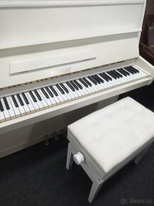 Bílé piano, pianino, klavír Petrof - 3