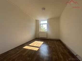 Pronájem bytu 2+1 (65 m2) Školní, Jirkov - 3