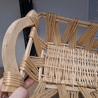 proutěný hranatý košíček s uchy - 3