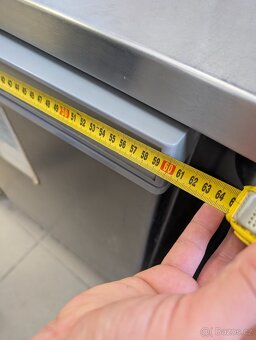 Prodám gastro stůl s dřezem vpravo - 3