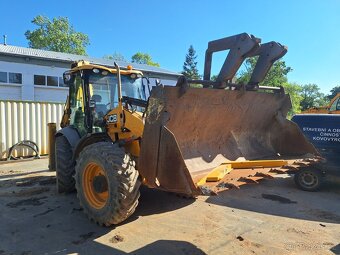 JCB 4 CX 4X4 - 3