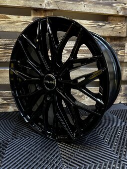Audi A4 8W, A6 4K, Q5 80A - ALU disky Carmani R18 - 3