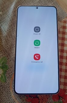 Samsung Galaxy S22 plus - 3
