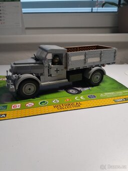 Lego Cobi 2449 německý náklaďák Opel Blitz - 3
