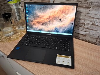 Asus VivoBook X515EA - i5 11. generace, 8GB RAM, 512GB SSD - 3