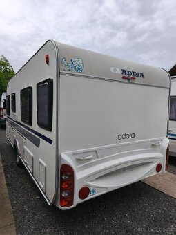 Adria Adora 542UT - TOP stav, podélné postele - 3