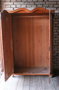 Skříň / historismus / altdeutsch - 3