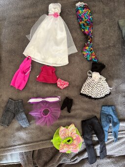 Barbie a prislusenstvi - 3