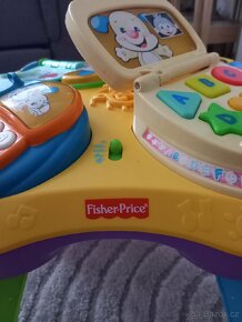 Interaktivní stoleček Fisher Price pro děti - 3