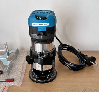 VEVOR Horní frézka na dřevo 800W 10000-30000 ot/min - 3