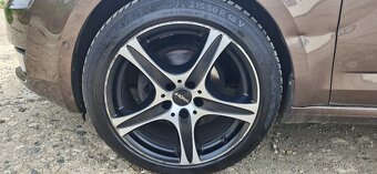 Prodám vyměním 215/50/18 zimní sada 5x112 - 3