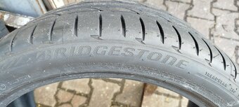 Letní pneu 275/35 R20 a 245/40 R20 - 3