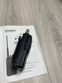 YAESU FT 60 E - 3