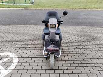 Prodám elektrický invalidní vozík - 3