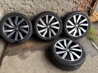 Alu Marseille VW Sharan 7,5J x 18 ET35 7N0601025P - 3