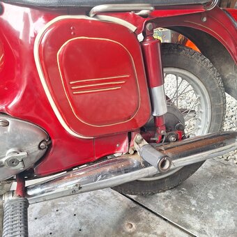 Jawa panelka 350 - 3