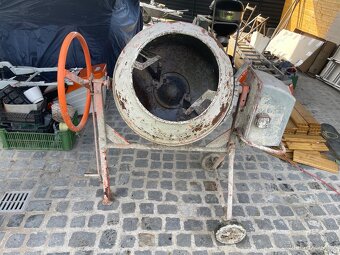 Prodám míchačku na beton LIMEX 125 - 3