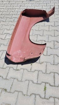 Chrysler 180 - Blatník pravý přední - 3