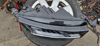 Prave predni svetlo matrix skoda octavia 4 5e4941016a - 3