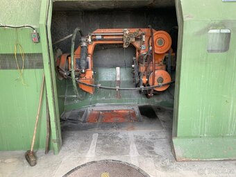 Dvouzkrutový stáčecí stroj STOLBERGER DVG 1000 - 3