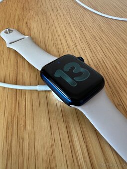 Apple Watch 6 GPS 40mm Blue modré - 3