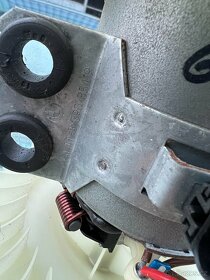 BMW E38 730i/740i Ventilátor topení NOVÝ 8390851 - 3