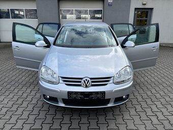 Volkswagen Golf 1.6 MPi - 3
