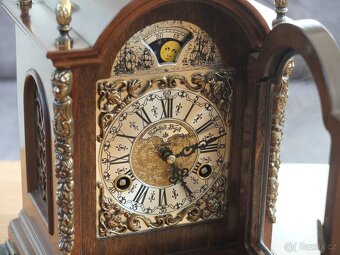 HODINY ZÁNSKÉ PŮLKY FÁZE MĚSÍCE TOP STAV - 3