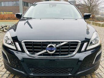 Volvo XC60 2.4D 5VÁLEC 4x4 120KW AUTOMAT NAVIGACE SENZORY - 3