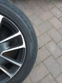 kola XC60 z roku 2015 - 3