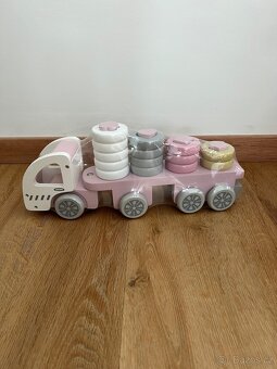 Nový dětský dřevěný náklaďák s kroužky Kids Concept - 3