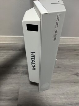 Projektor Hitachi - 3