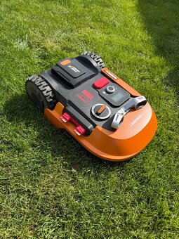 Worx Landroid M700 Plus WR167E s Wi-Fi a Bluetooth 700 m² - 3