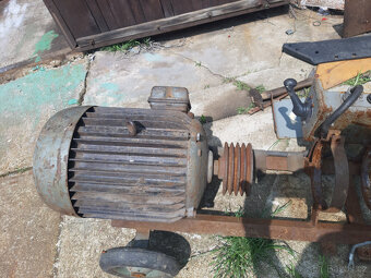 Silný elektromotor - 3