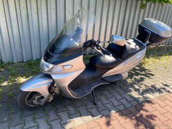 SUZUKI Burgman AN250 - 3
