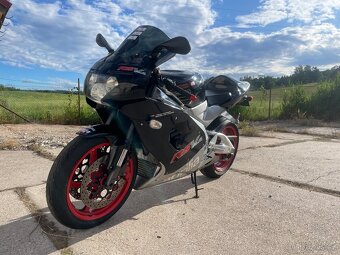Aprilia rsv 1000mile - 3