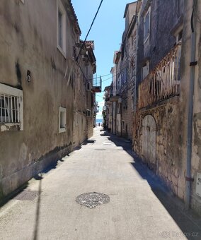 CHORVATSKO: Prodej domu 180 m² v Kastela,Dalmácie - 3