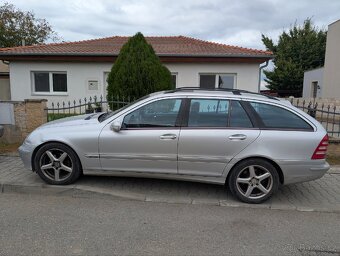 Mercedes c220 - 3