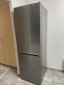 Lednice s mrazákem Beko - 3