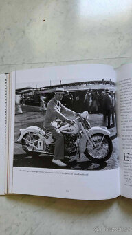 Harley Davidson Reader - 3