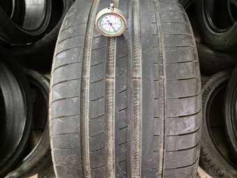 275/40 R18 GOODYEAR (4,5mm) č.16102/b6 - 3