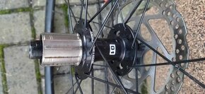 Zapletená kola 28" - 3