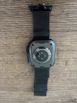 Apple Watch Ultra 2 49mm černý titan - 3