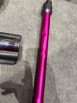 Dyson v11 - 3