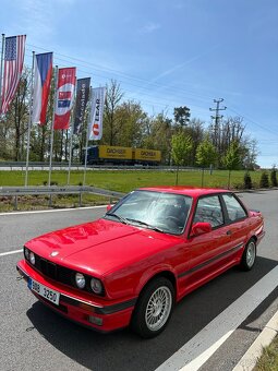 Bmw e30 318is - 3