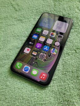 iPhone XS 64gb - face id nejde - 3