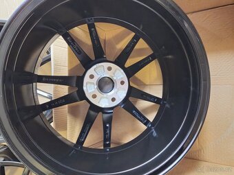 5x112 r19 Vw Pretoria-Passat B8 Nové - 3